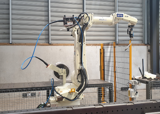 OTC Autoline Welding Robot