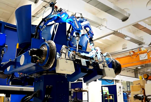 4 Advantages of Using a Through-Arm Welding Robot for Efficient and Safe Welding
